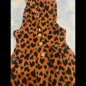 Carters leopard heart print fleece hooded sweatwe  vwst 9 months
